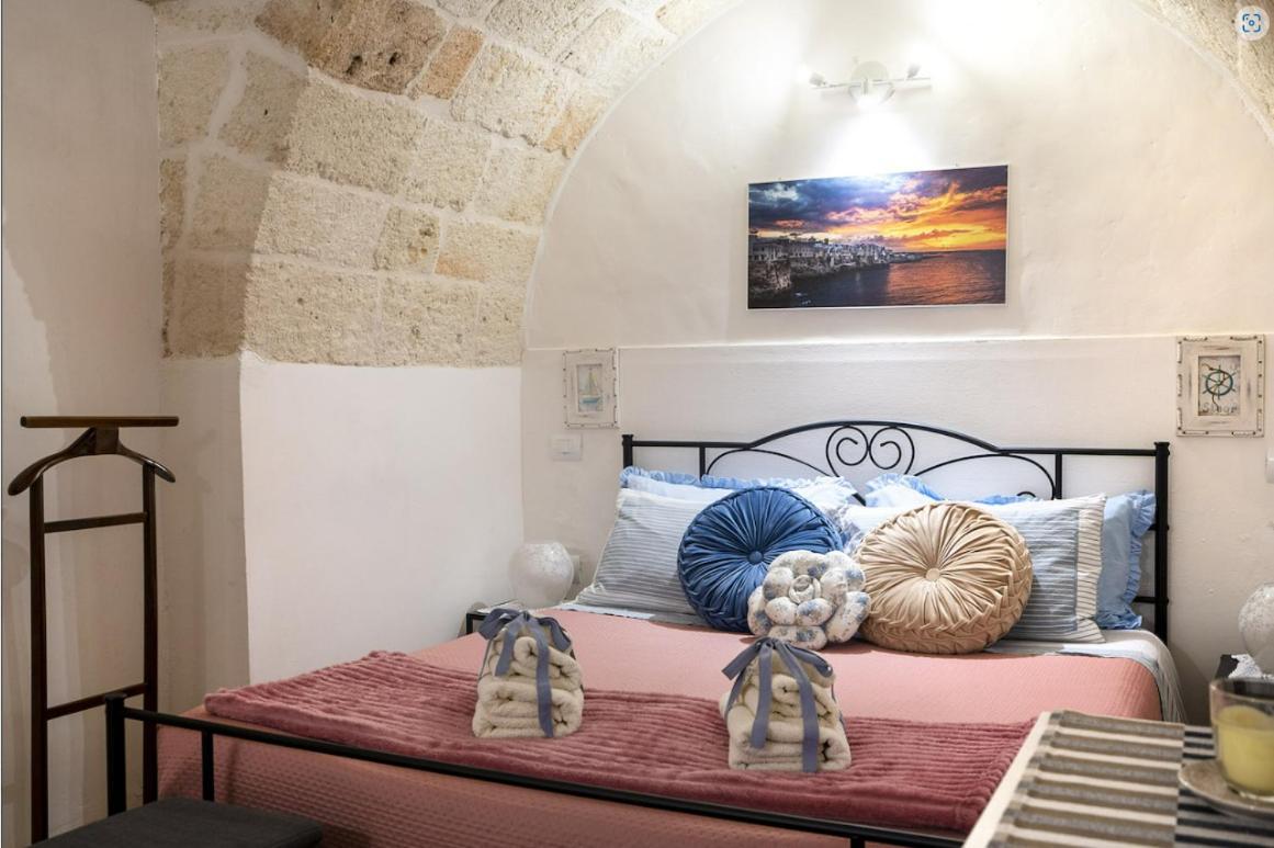 Chiarina Rooms 2 Polignano a Mare Exterior photo